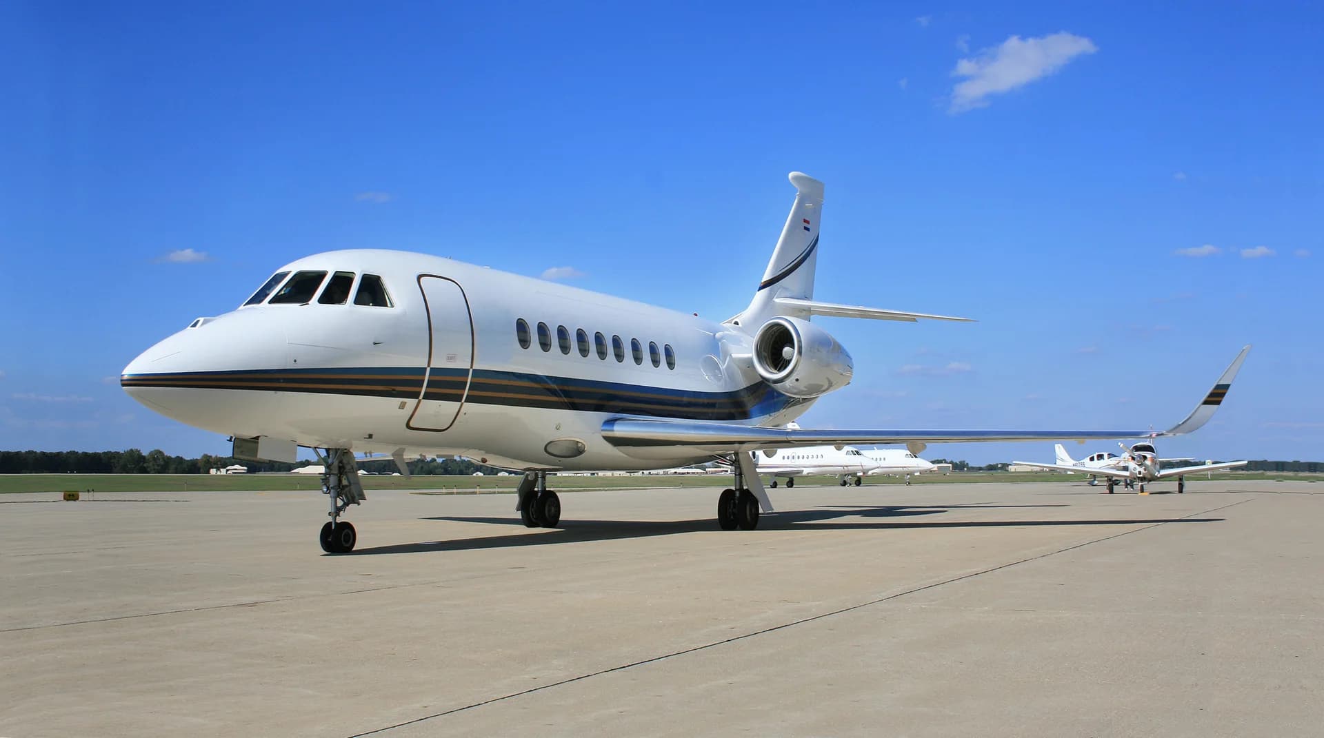 Falcon 2000EX