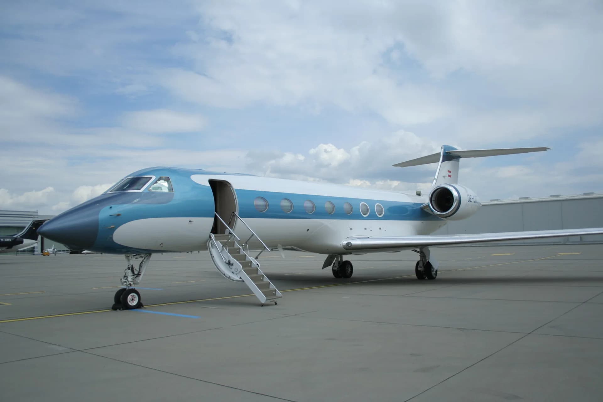 Gulfstream G550