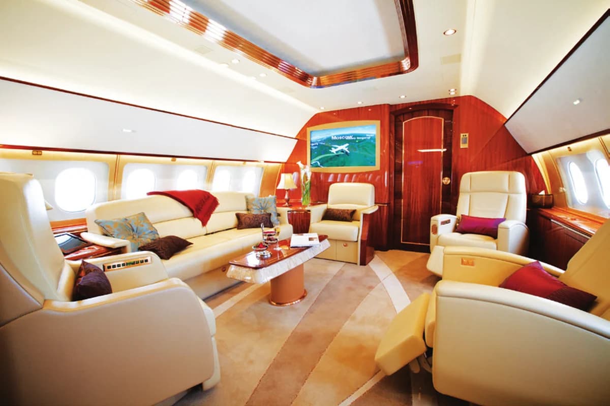 ACJ319 9H-TBN lounge with divans and armchairs