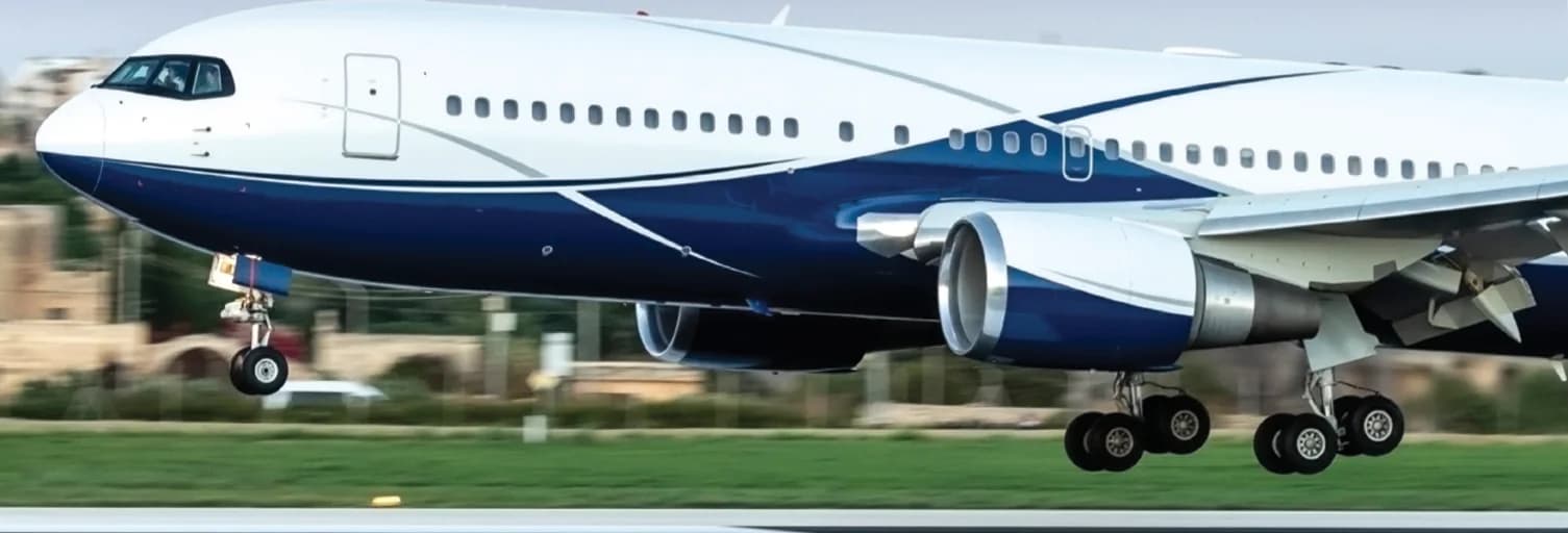 Boeing 767-200ER BBJ P4-CLA on the runway